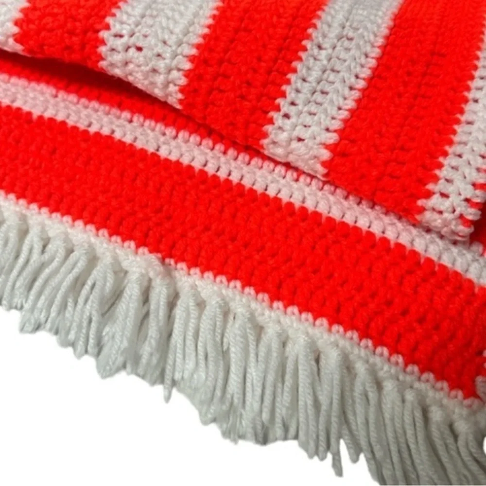 Vintage small throw/ afghan orange and white with fringe edges‎ hand crocheted